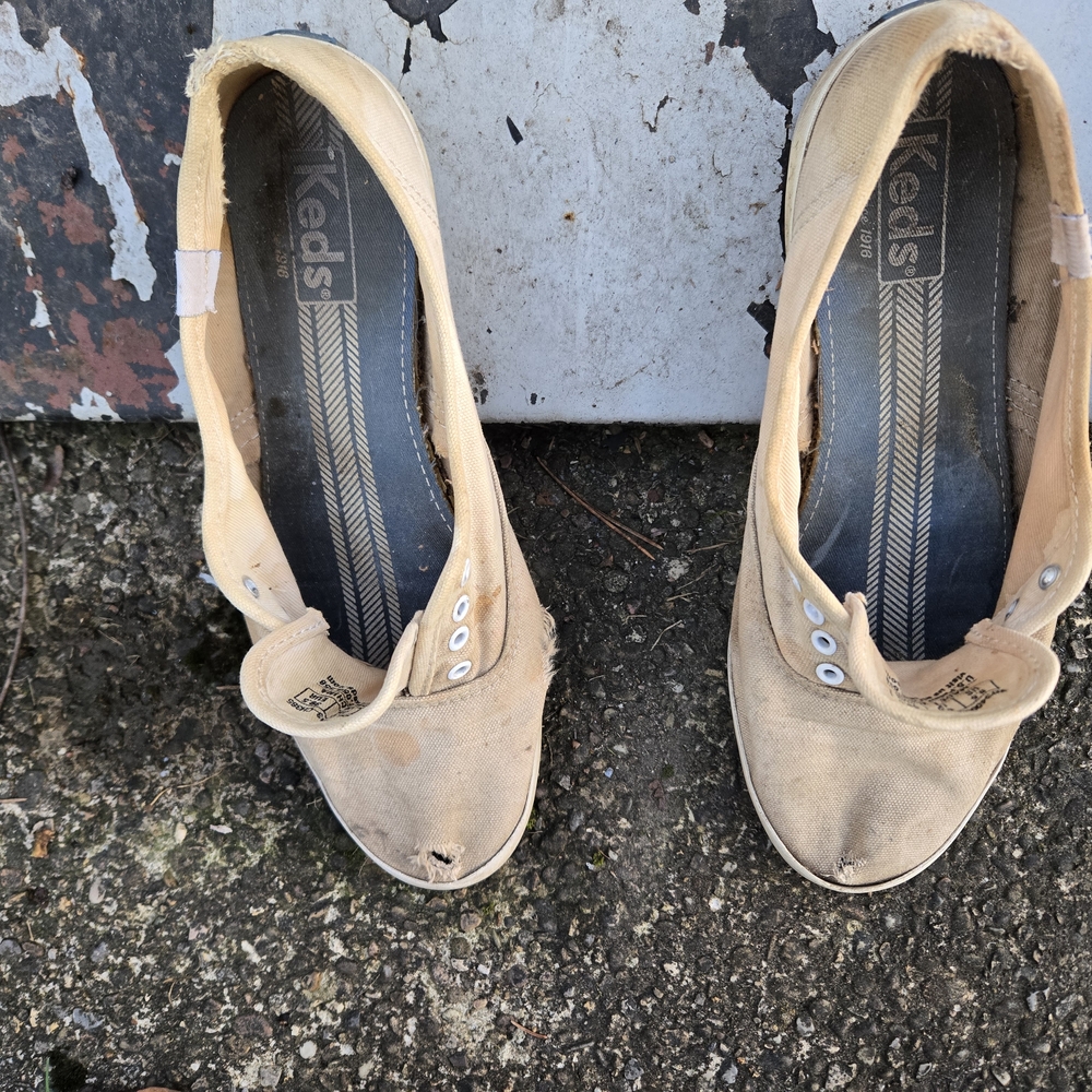 Keds Women's Tan Canvas Shoes